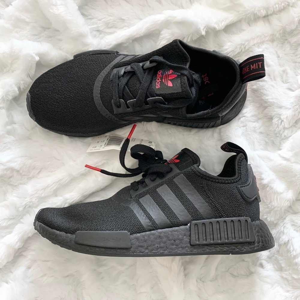 Adidas NMD_R1 Sneakers